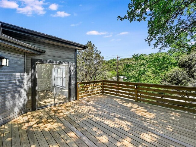 Building Photo - 2712 Geronimo Trail