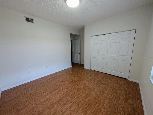 Building Photo - 5001 Baraldi Cir