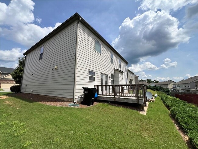 Building Photo - 3550 Golden Gate Ln