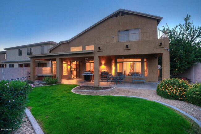 Building Photo - 553 N Kimberlee Way