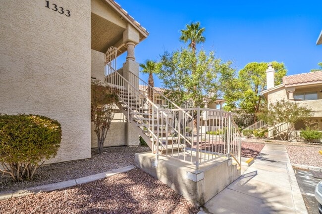 Building Photo - 1333 Pinto Rock Ln