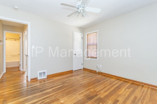 Building Photo - 14209 Emery Ave