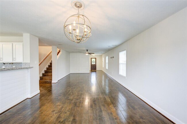 Building Photo - 18503 Fair Grange Ln