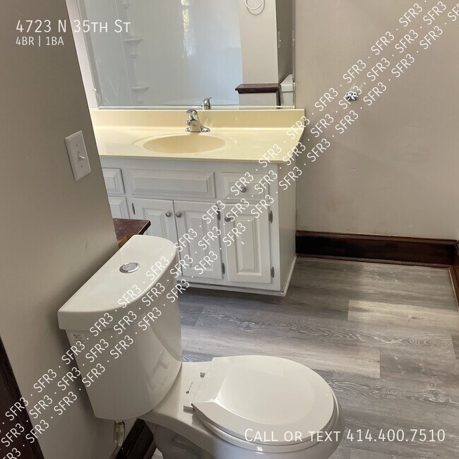 Building Photo - Must See! Updated 4 Bedroom Home in Milwau...