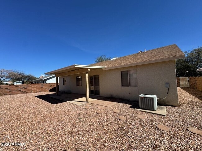 Building Photo - 5293 Cedar Springs Dr