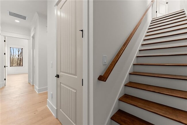 Building Photo - 3255 Tanners Mill Rd