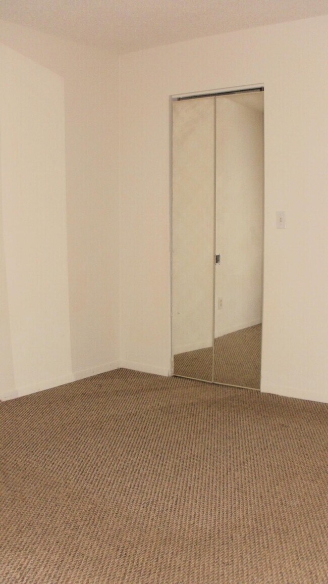 bedroom - 10150 E Virginia Ave