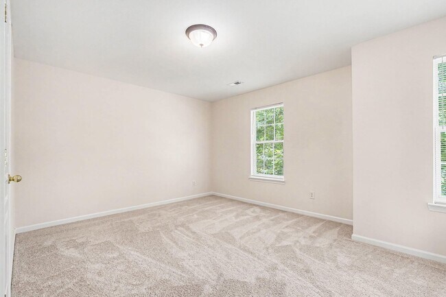 Building Photo - 9232 Ducati Ln