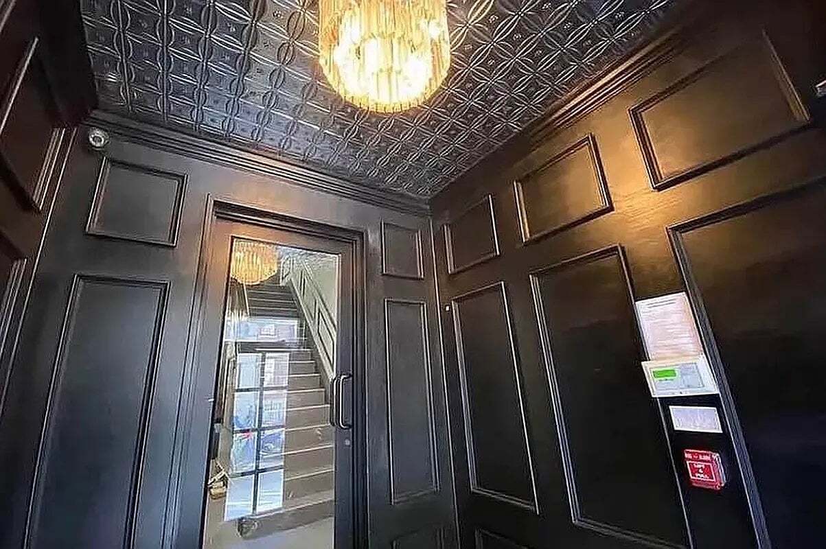 Building Photo - 319 Lincoln Pl