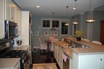 Building Photo - 15822 Drawstone Trl