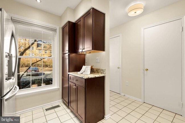 Building Photo - 2038 Derby Ridge Ln