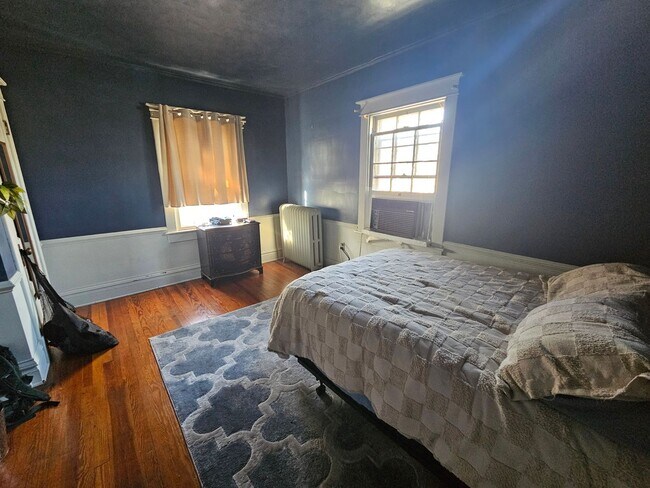 Building Photo - 306 S Jefferson St