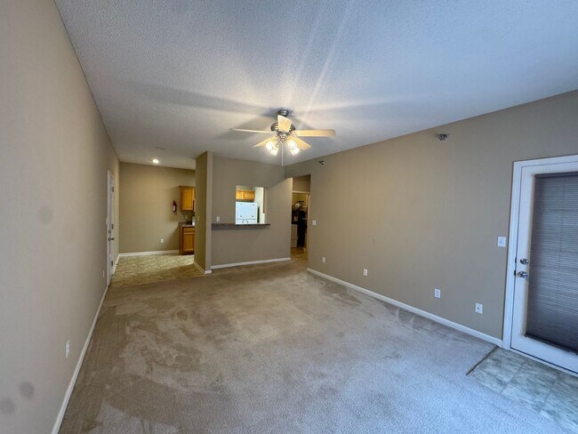 Building Photo - Spencers Crest Condominium