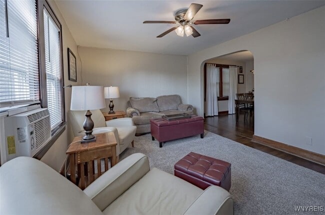 Building Photo - 118 Nassau Ave