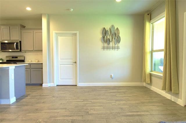 Building Photo - 15813 Caballero Dr