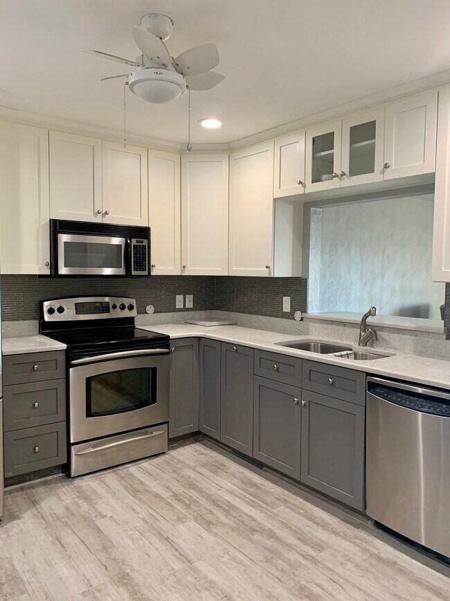 Building Photo - 4903 Hunting Hills Ct