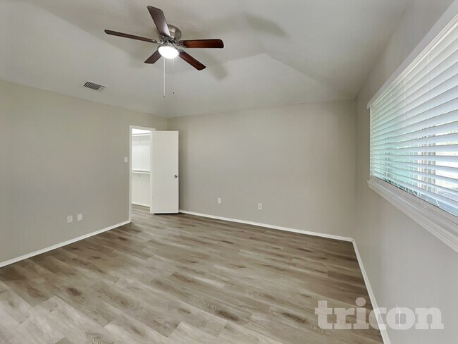Building Photo - 5507 Bridgegate Dr