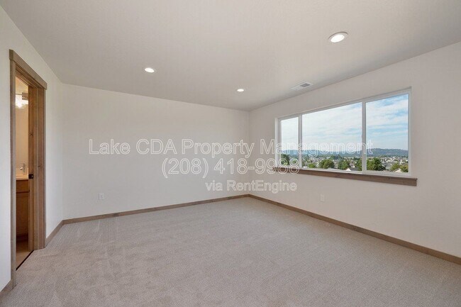 Building Photo - 3592 Blaze Lp