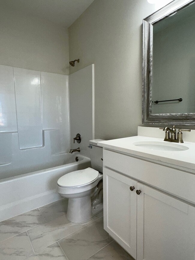 Building Photo - 1102 Cavil Hollins Ct