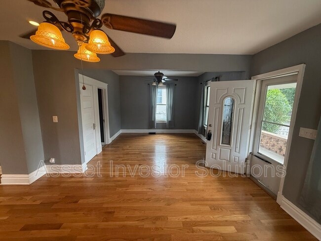 Building Photo - 4410 Fairmount Ave
