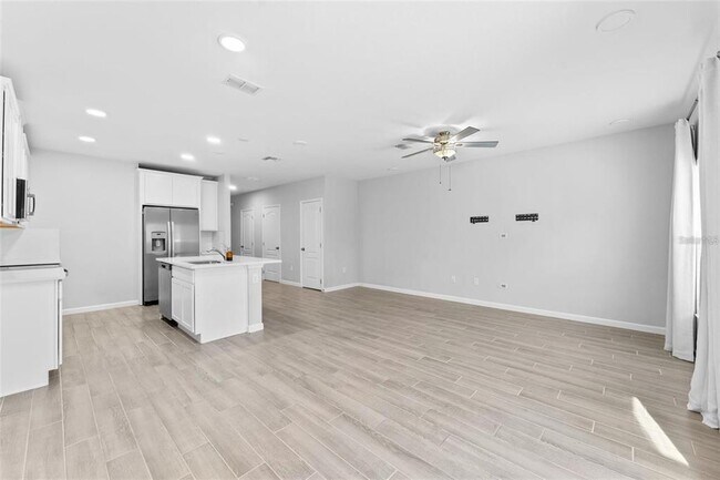 Building Photo - 3137 Riverboat Wy