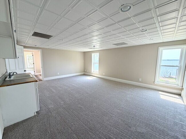 Building Photo - Lake Murray - Irmo - Offering Self Guided Tour with RENTLY!