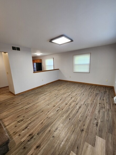 Building Photo - 4835 44th Ct