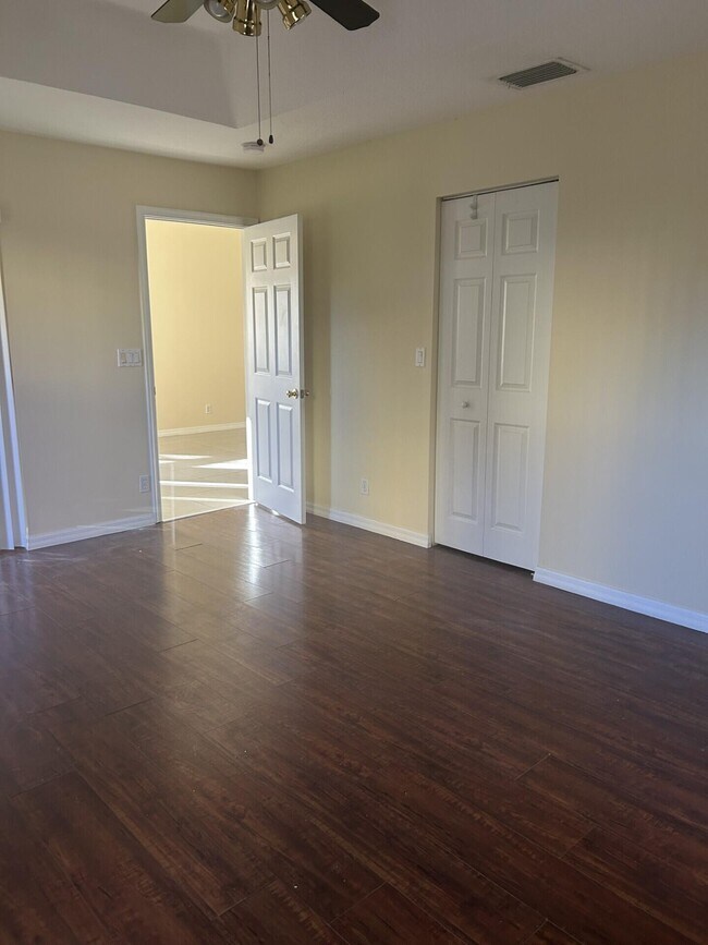 Building Photo - 8008 Via Hacienda