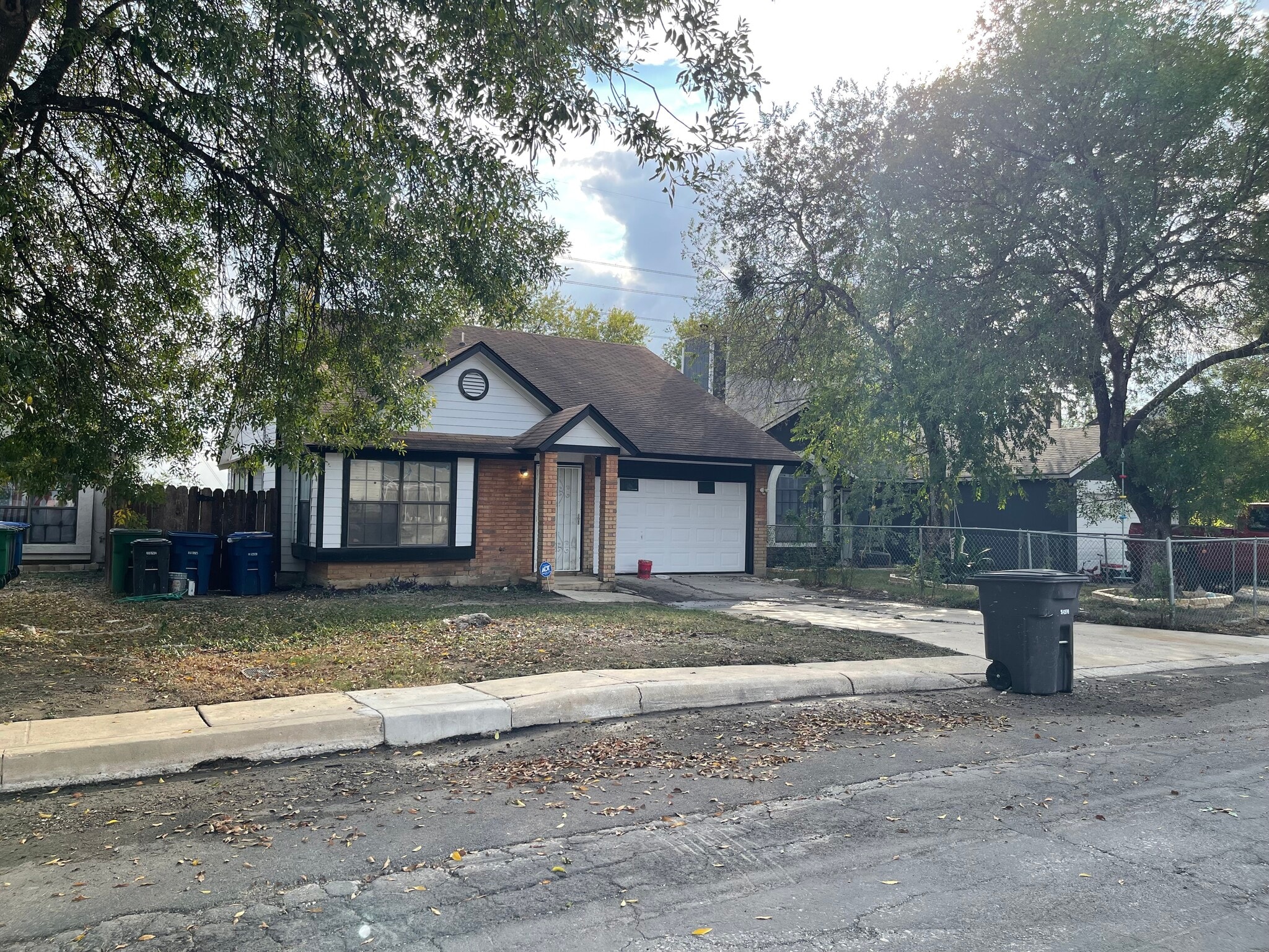 Building Photo - 5714 Glacier Sun Dr
