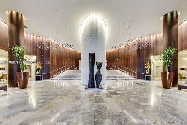 Building Photo - 17201 Collins Ave