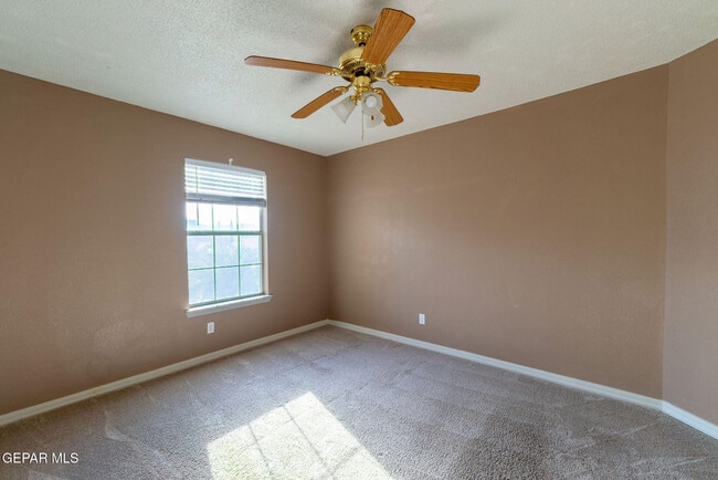 Building Photo - 7037 Luz De Espejo Dr