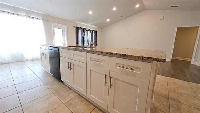Building Photo - 5050 SW 91st St