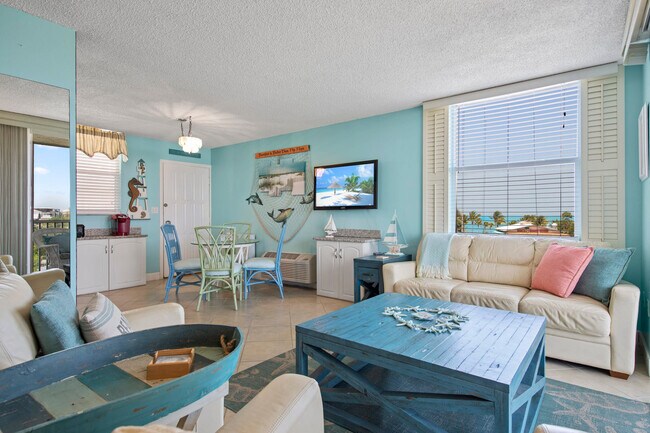 Building Photo - 5900 Bonita Beach Rd SW