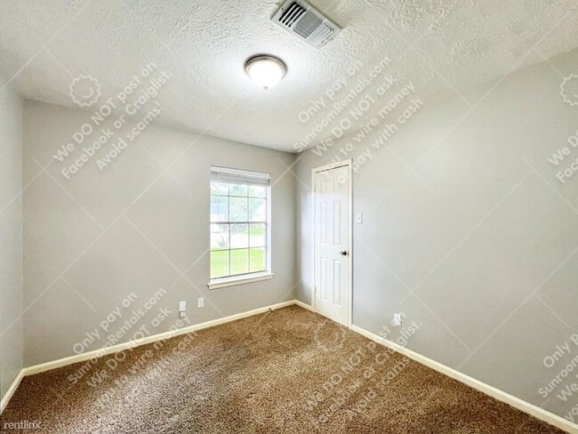 Building Photo - 3 br, 1.5 bath House - 4419 Curly Oaks Dr