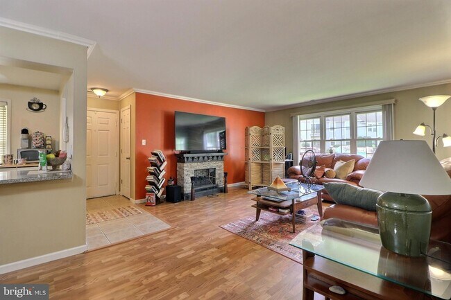 Building Photo - 1807A Sedgefield Dr