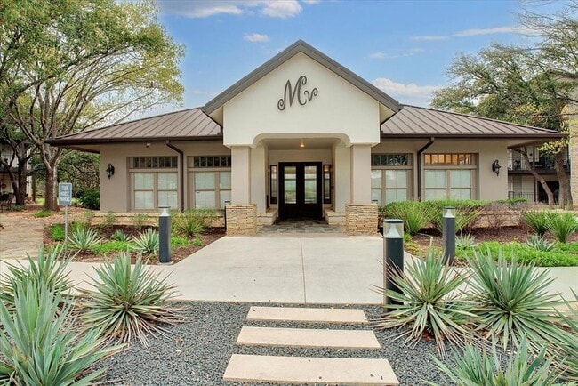 Building Photo - 6000 Shepherd Mountain Cove