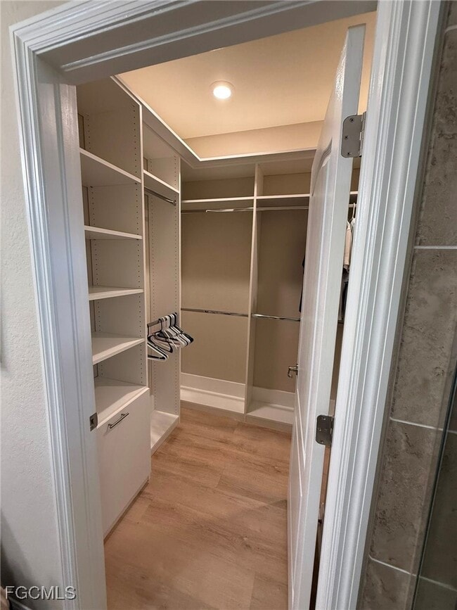 Building Photo - 10386 Prato Dr