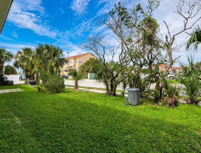 Building Photo - Walk to the Atlantic Ocean! Only one left!!