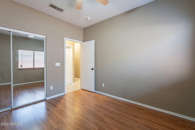 Building Photo - 11820 W Cambridge Ave