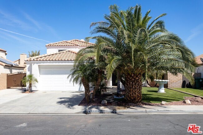 Building Photo - 46374 Willow Ln