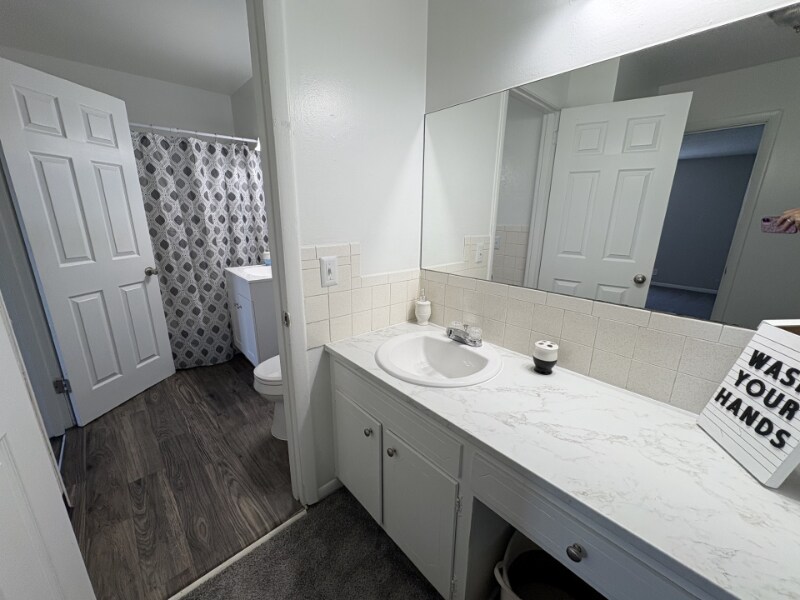 Building Photo - 1005 Hickory Hill Ln