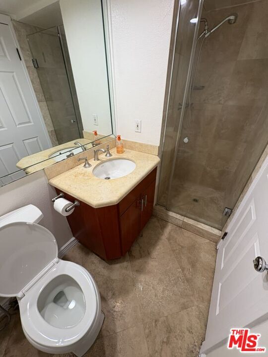 Building Photo - 8909 Burton Way