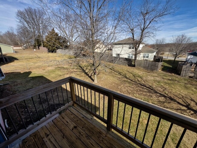 Building Photo - 420 N Shiloh Ave