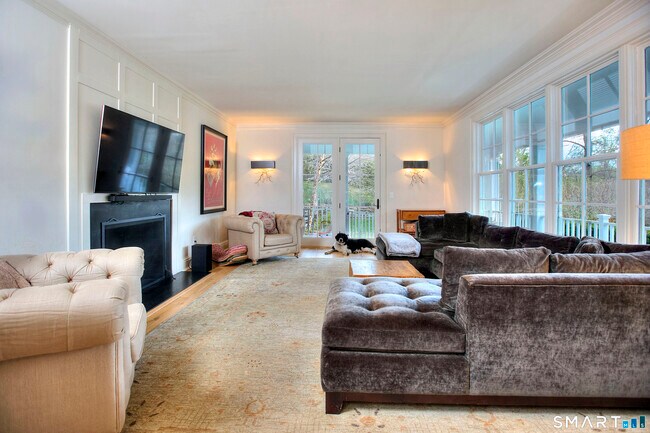 Building Photo - 37 Beaver Brk Rd