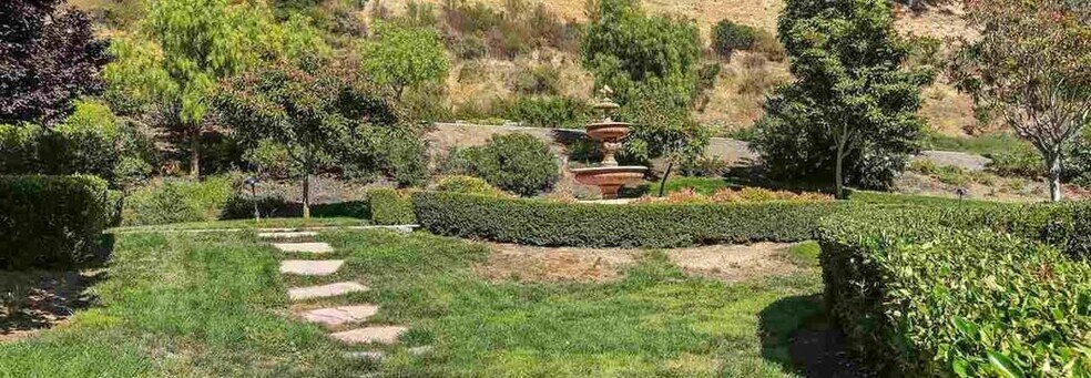 Building Photo - 6115 Old Quarry Loop