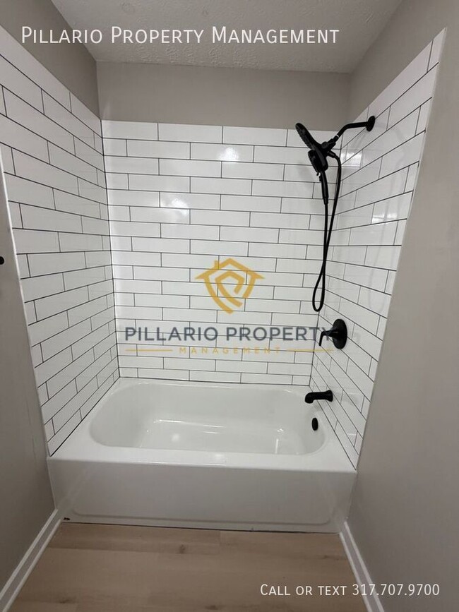 Building Photo - 3626 N Denny St