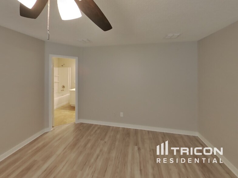 Building Photo - 3005 Deer Ridge Dr