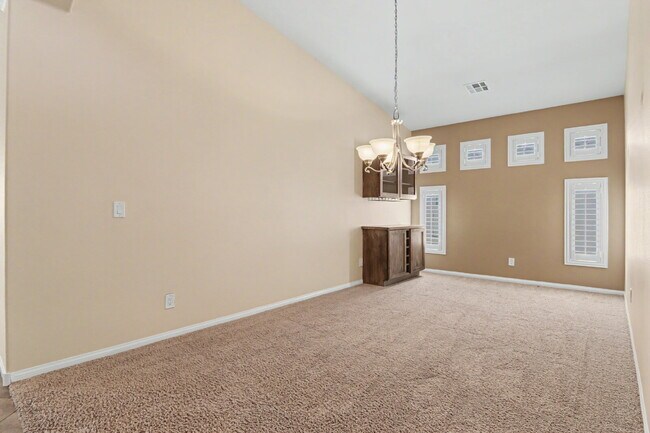 Building Photo - Immaculate 5-Bed, 3-Bath Entertainer’s Home on Over a Quarter Acre in Gated Riverwalk Ranch Manor...