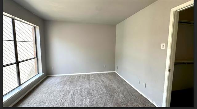 Building Photo - 8110 Skillman St