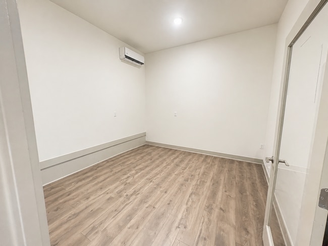 Building Photo - BEAUTIFUL 4 BED 3 BATH HOME IN REXBURG WITH CONNECTED OFFICE & SEPARATE ENTRANCE